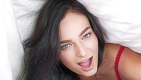 Hot girl is going to get her lips and pussy licked