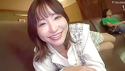 Asian chick with a nice body has sex with her lover