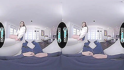 WETVR Step Sis Takes Advantage Of Masturbator VR Porn