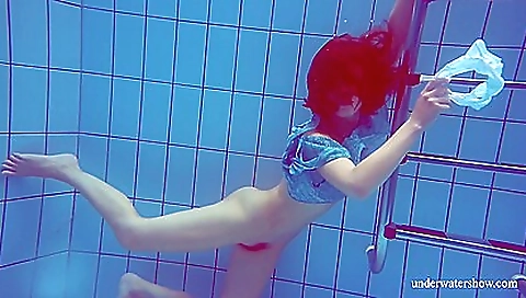 Sexy Tight teen 18+ Marusia Swims Naked Underwater
